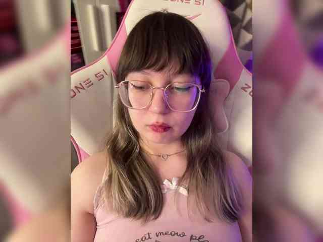 henby_streams webcam