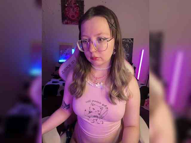 henby_streams webcam