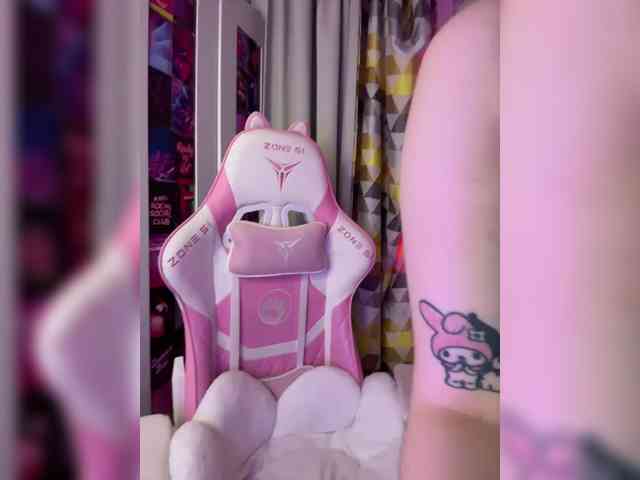 henby_streams webcam