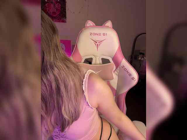 henby_streams webcam