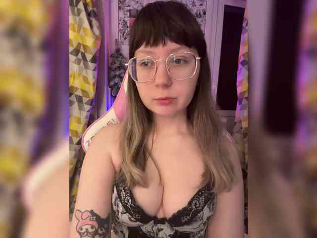 henby_streams webcam