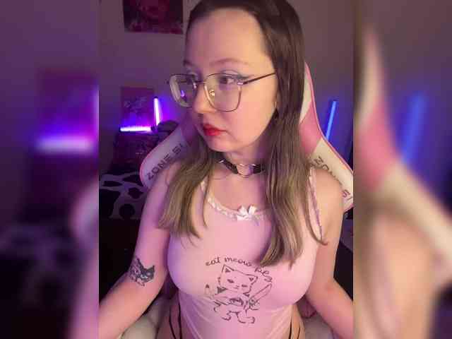 henby_streams webcam