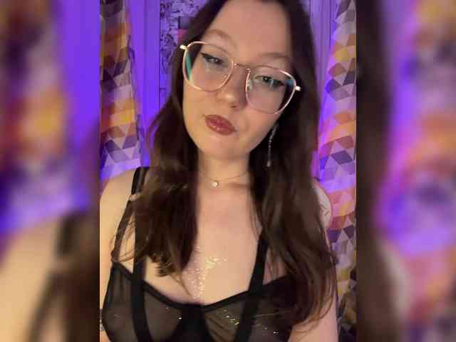 henby_streams webcam