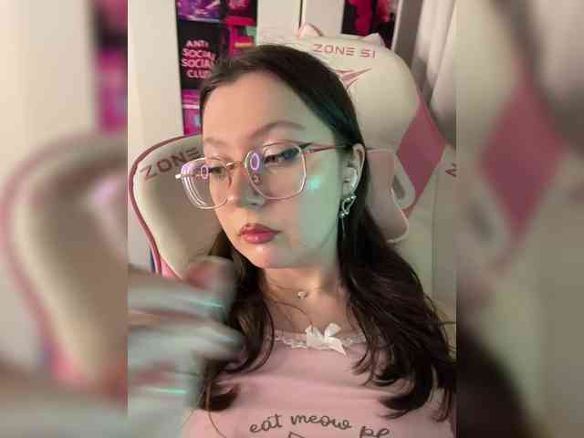henby_streams webcam