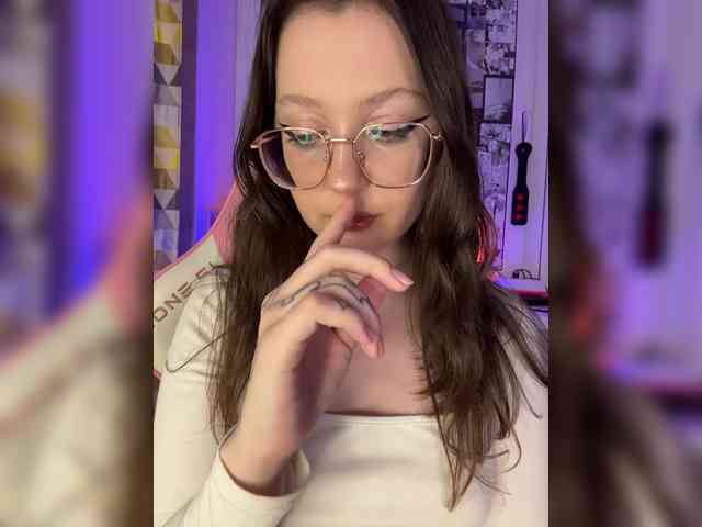 henby_streams webcam