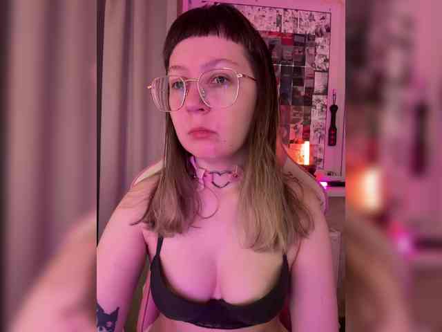 henby_streams webcam