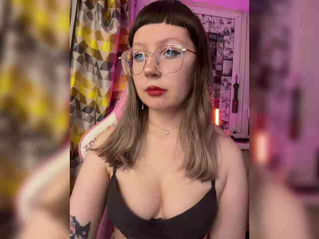 henby_streams webcam