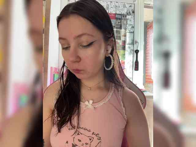 henby_streams webcam
