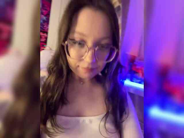 henby_streams webcam
