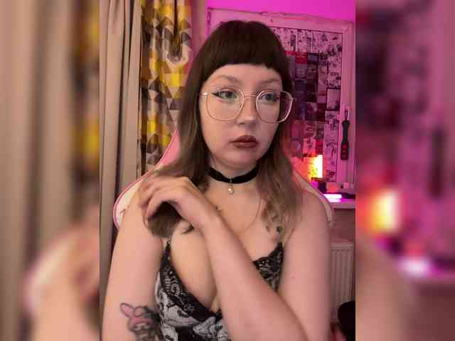 henby_streams webcam