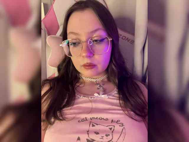 henby_streams webcam