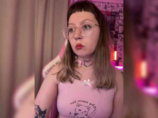 henby_streams webcam