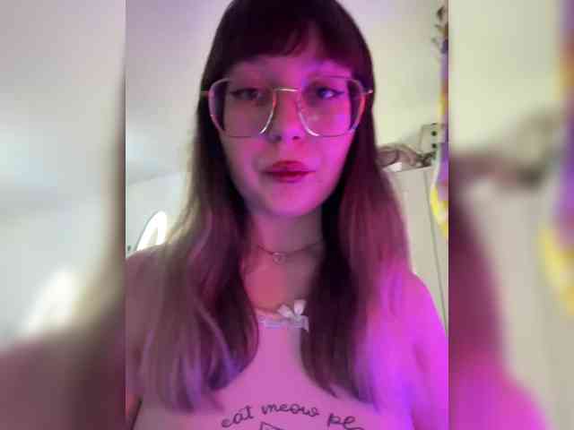 henby_streams webcam