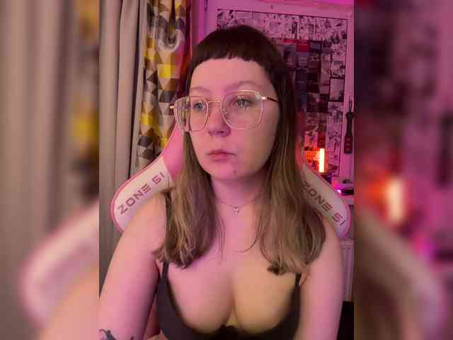 henby_streams webcam