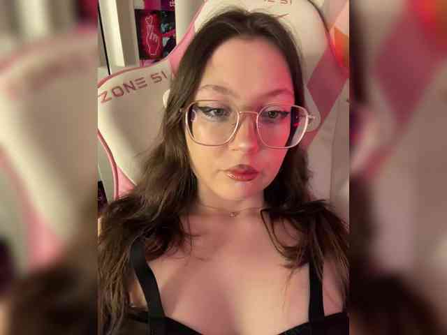 henby_streams webcam