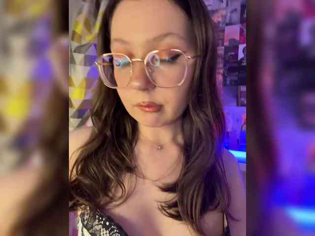 henby_streams webcam
