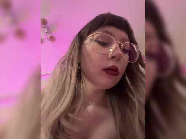 henby_streams webcam