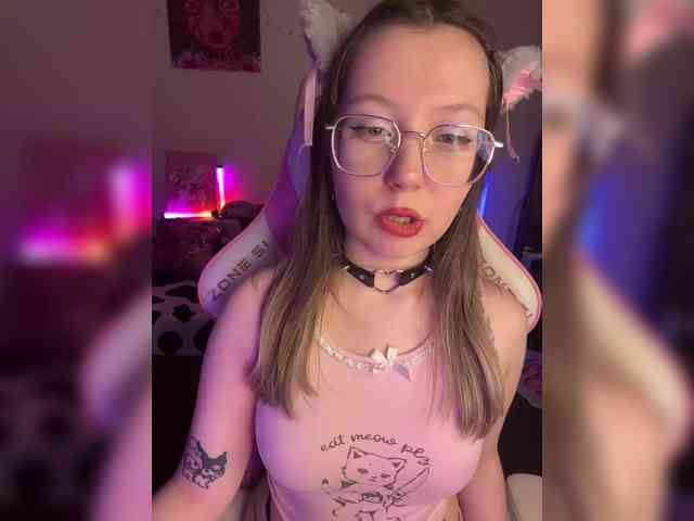 henby_streams webcam