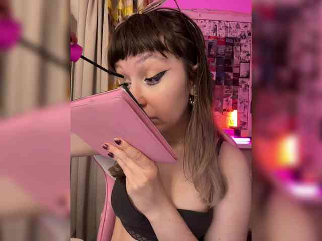 henby_streams webcam