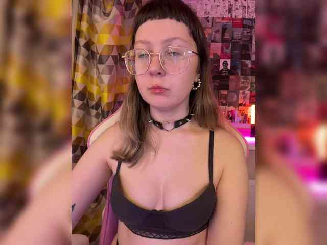 henby_streams webcam
