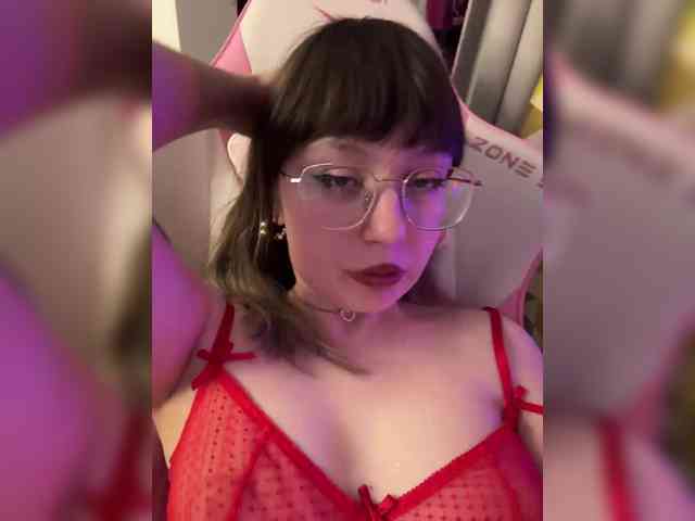 henby_streams webcam