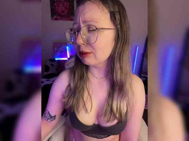 henby_streams webcam