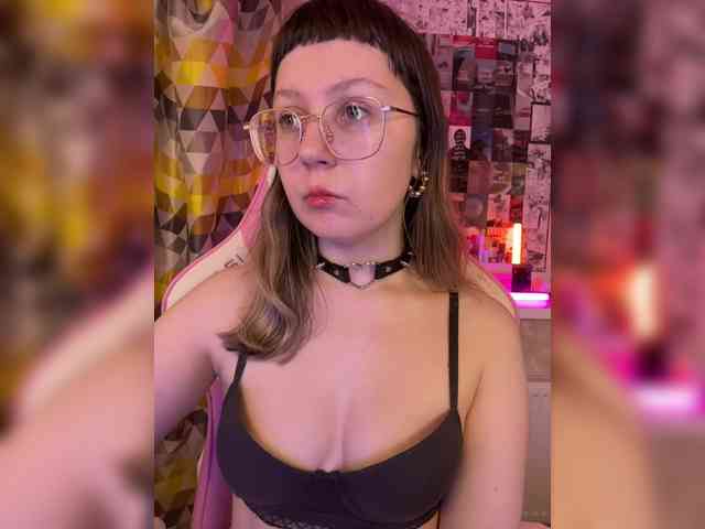 henby_streams webcam
