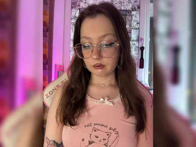 henby_streams webcam
