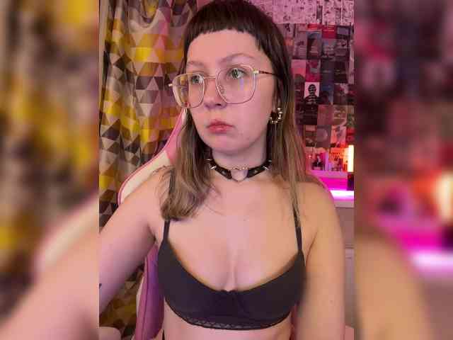 henby_streams webcam