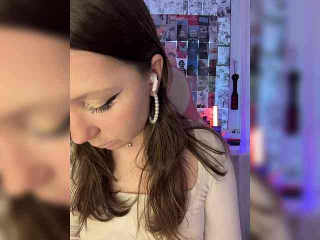 henby_streams webcam