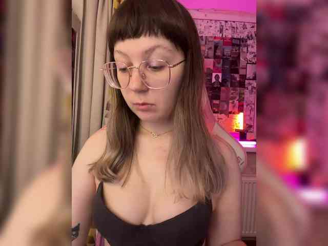 henby_streams webcam