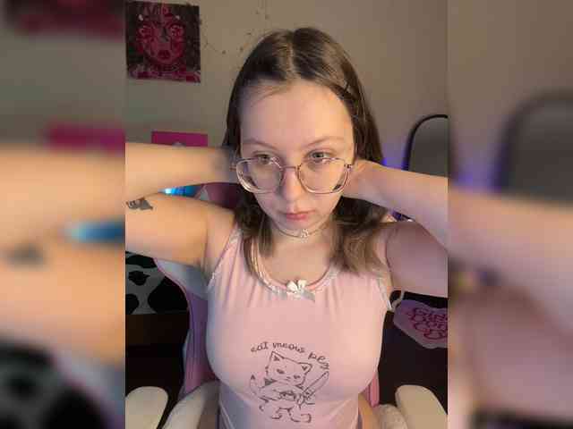 henby_streams webcam