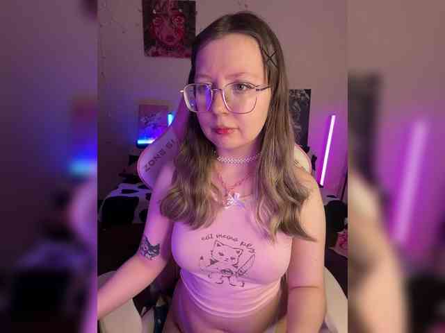 henby_streams webcam