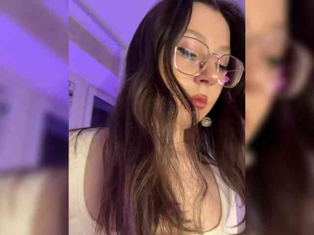 henby_streams webcam