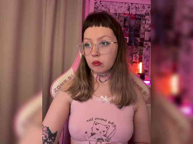 henby_streams webcam