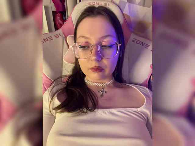 henby_streams webcam