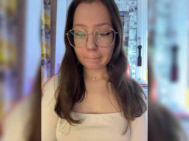 henby_streams webcam