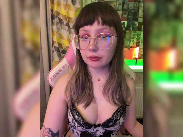 henby_streams webcam