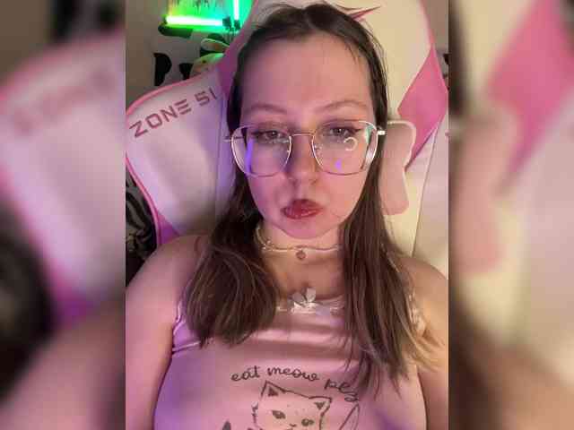 henby_streams webcam