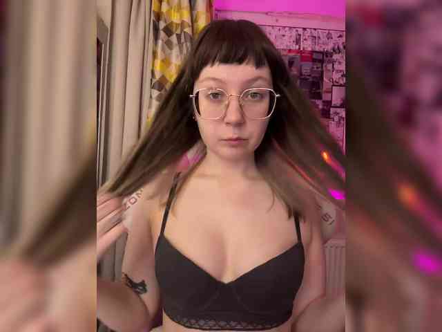 henby_streams webcam