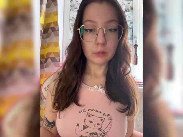 henby_streams webcam