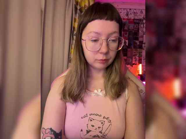 henby_streams webcam