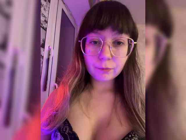 henby_streams webcam