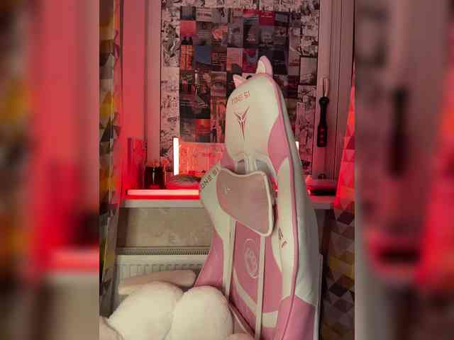 henby_streams webcam