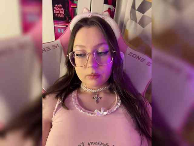 henby_streams webcam