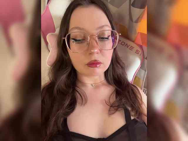 henby_streams webcam