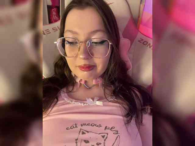 henby_streams webcam