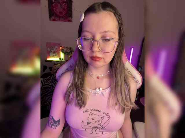 henby_streams webcam