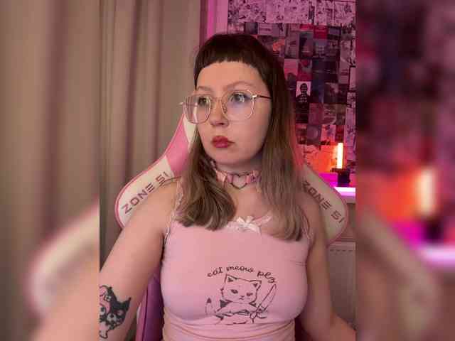 henby_streams webcam