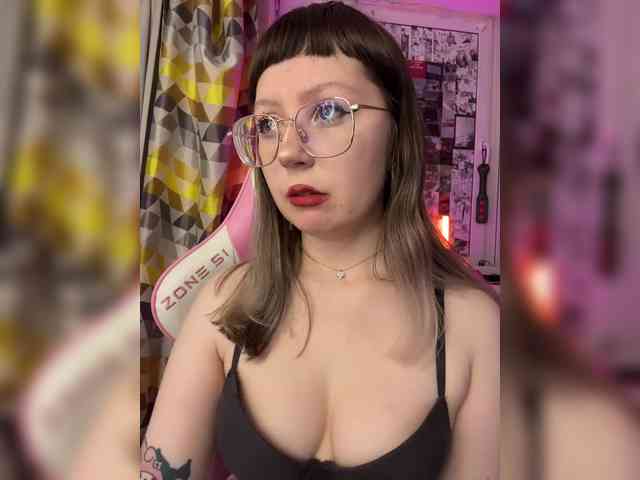 henby_streams webcam